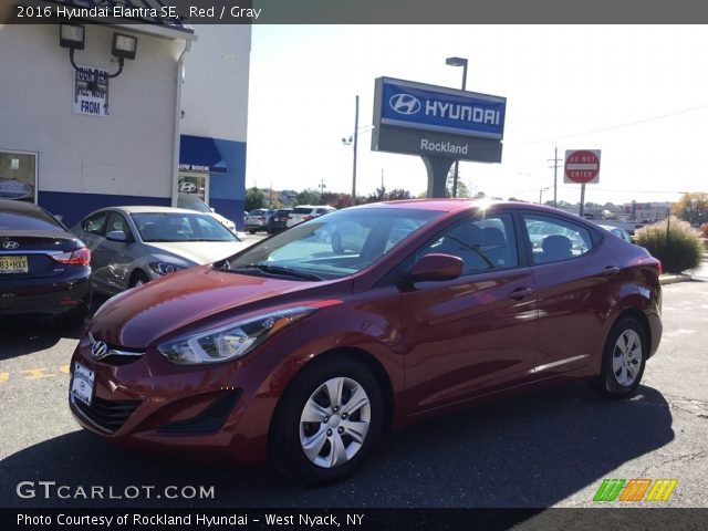 2016 Hyundai Elantra SE in Red