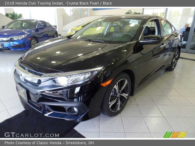 2018 Honda Civic Touring Sedan in Crystal Black Pearl