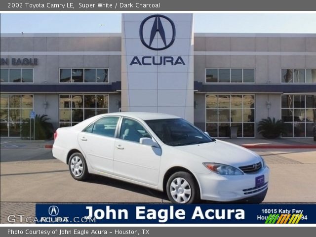 2002 Toyota Camry LE in Super White