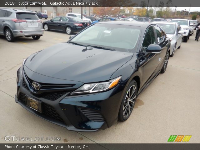 2018 Toyota Camry SE in Galactic Aqua Mica