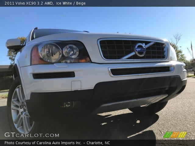 2011 Volvo XC90 3.2 AWD in Ice White