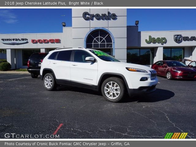 2018 Jeep Cherokee Latitude Plus in Bright White