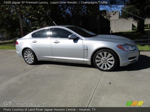 2009 Jaguar XF Premium Luxury in Liquid Silver Metallic