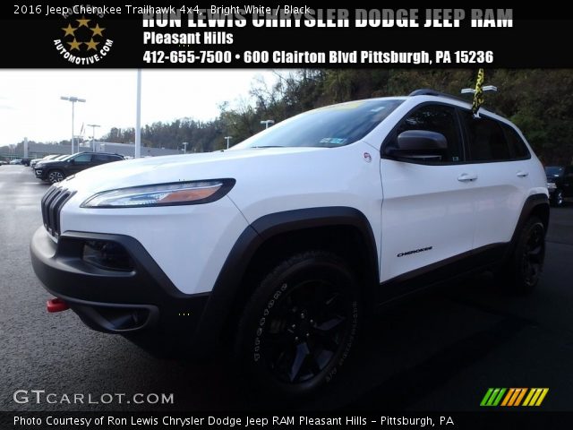 2016 Jeep Cherokee Trailhawk 4x4 in Bright White