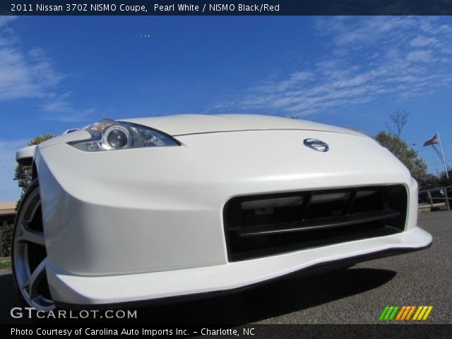 2011 Nissan 370Z NISMO Coupe in Pearl White
