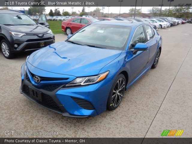 2018 Toyota Camry SE in Blue Streak Metallic