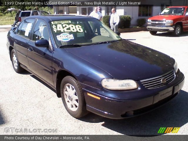 1999 Chevrolet Malibu LS Gold Edition Sedan in Navy Blue Metallic