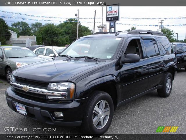 2006 Chevrolet TrailBlazer EXT LS 4x4 in Black