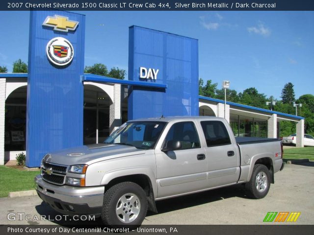 2007 Chevrolet Silverado 1500 Classic LT Crew Cab 4x4 in Silver Birch Metallic