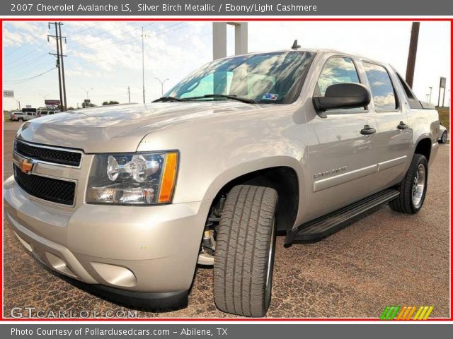 2007 Chevrolet Avalanche LS in Silver Birch Metallic