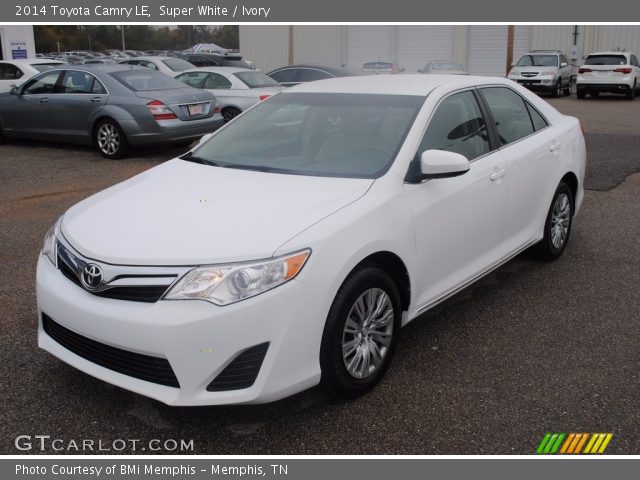 2014 Toyota Camry LE in Super White