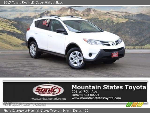 2015 Toyota RAV4 LE in Super White