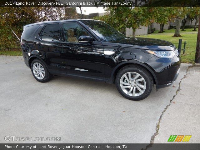2017 Land Rover Discovery HSE in Santorini Black