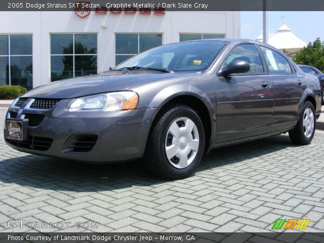 2005 Dodge Stratus SXT Sedan in Graphite Metallic