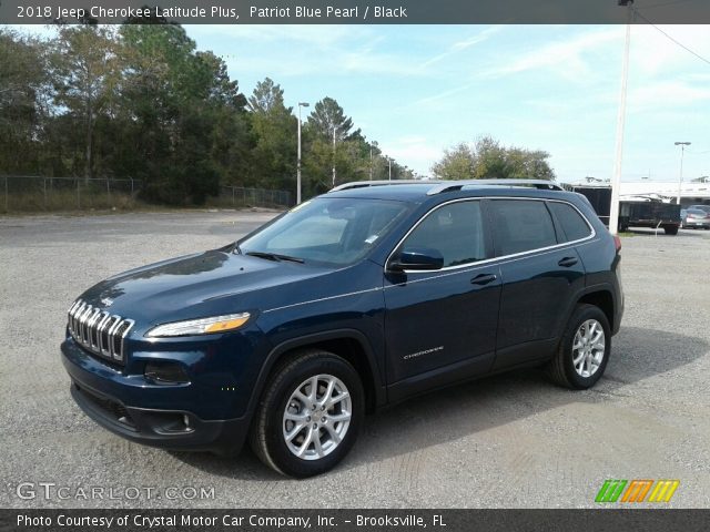 2018 Jeep Cherokee Latitude Plus in Patriot Blue Pearl