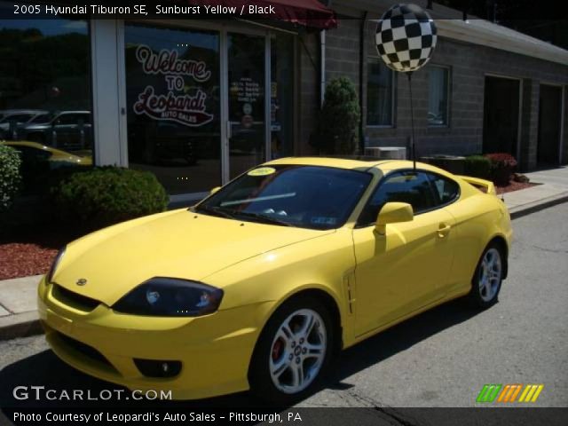 2005 Hyundai Tiburon SE in Sunburst Yellow