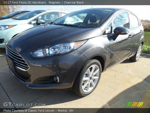 2017 Ford Fiesta SE Hatchback in Magnetic