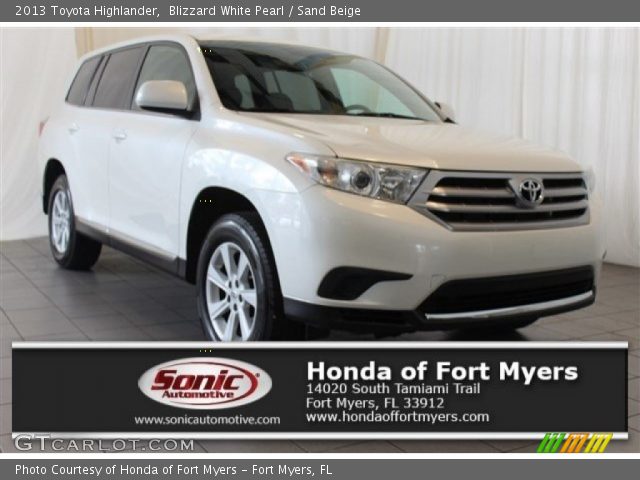 2013 Toyota Highlander  in Blizzard White Pearl