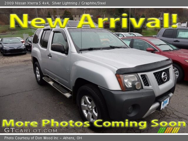 2009 Nissan Xterra S 4x4 in Silver Lightning