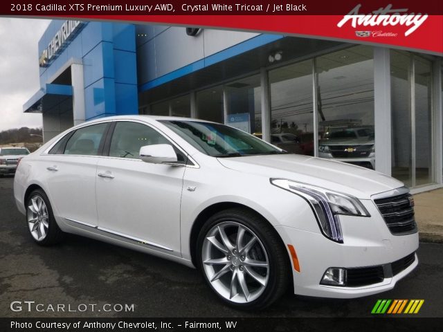 2018 Cadillac XTS Premium Luxury AWD in Crystal White Tricoat
