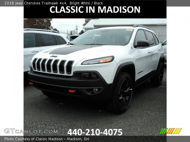 2018 Jeep Cherokee Trailhawk 4x4 in Bright White
