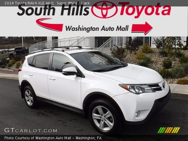 2014 Toyota RAV4 XLE AWD in Super White