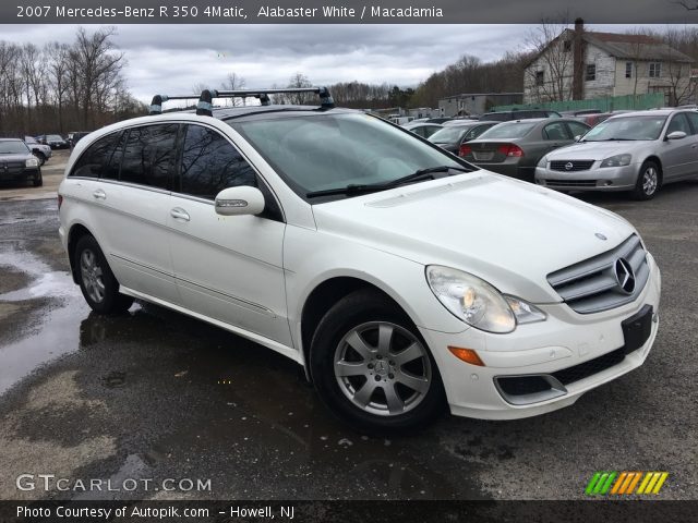 2007 Mercedes-Benz R 350 4Matic in Alabaster White