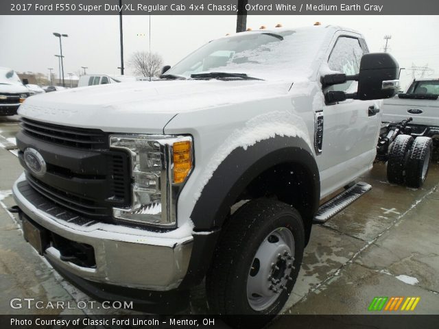 2017 Ford F550 Super Duty XL Regular Cab 4x4 Chassis in Oxford White