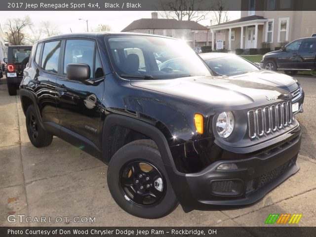 2017 Jeep Renegade Sport 4x4 in Black