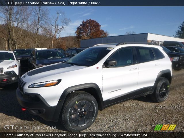 2018 Jeep Cherokee Trailhawk 4x4 in Bright White