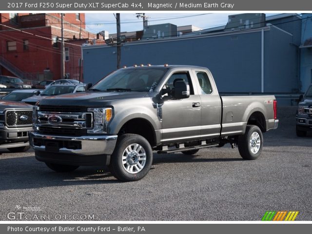 2017 Ford F250 Super Duty XLT SuperCab 4x4 in Magnetic