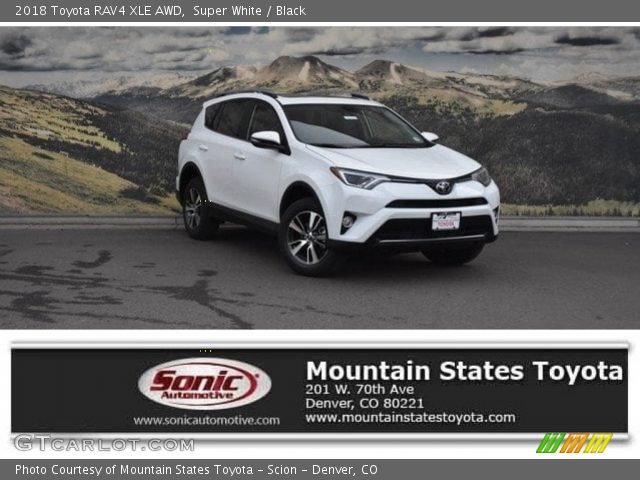 2018 Toyota RAV4 XLE AWD in Super White