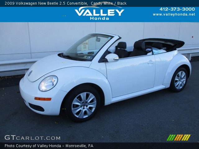 2009 Volkswagen New Beetle 2.5 Convertible in Candy White