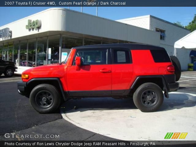 2007 Toyota FJ Cruiser 4WD in Custom Pearl Orange