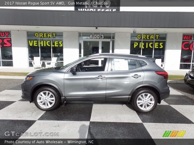 2017 Nissan Rogue Sport SV AWD in Gun Metallic