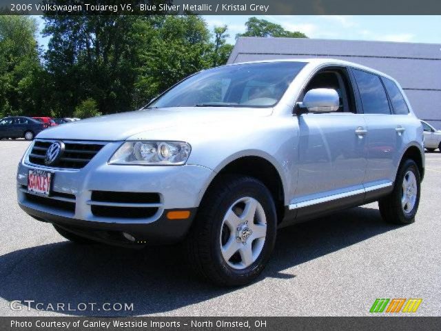 2006 Volkswagen Touareg V6 in Blue Silver Metallic