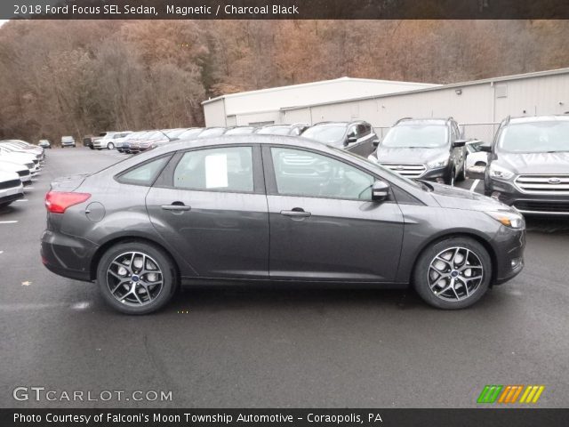 2018 Ford Focus SEL Sedan in Magnetic