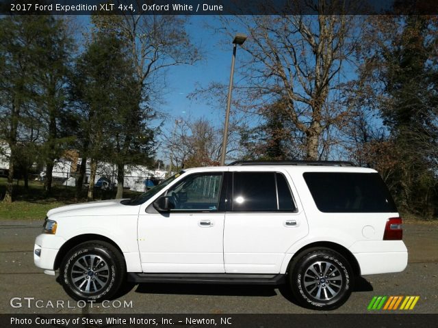 2017 Ford Expedition XLT 4x4 in Oxford White