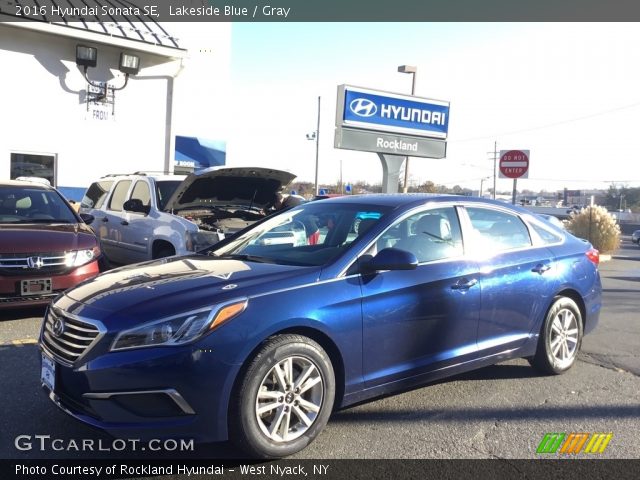 2016 Hyundai Sonata SE in Lakeside Blue