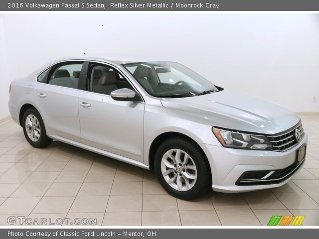 2016 Volkswagen Passat S Sedan in Reflex Silver Metallic