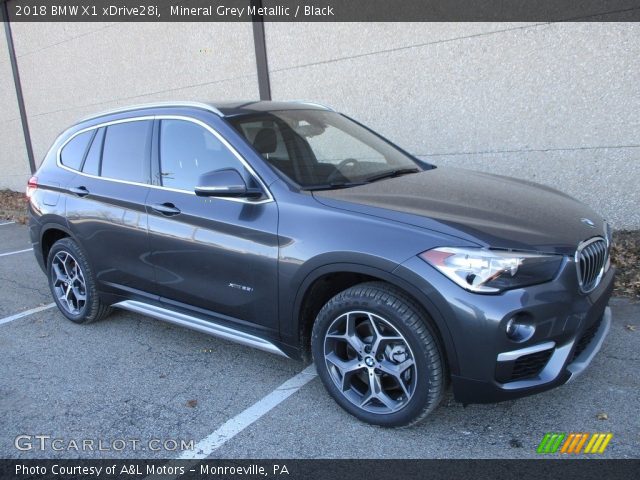 2018 BMW X1 xDrive28i in Mineral Grey Metallic