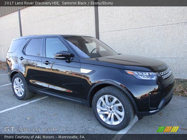 2017 Land Rover Discovery HSE in Santorini Black