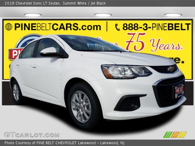 2018 Chevrolet Sonic LT Sedan in Summit White