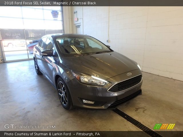 2018 Ford Focus SEL Sedan in Magnetic