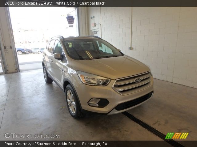 2018 Ford Escape SE 4WD in White Gold