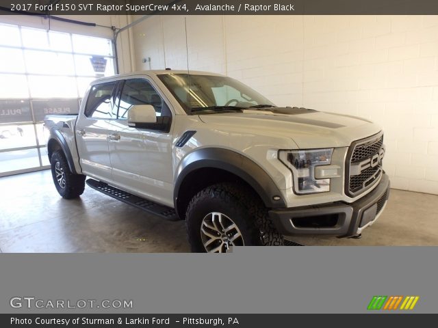 2017 Ford F150 SVT Raptor SuperCrew 4x4 in Avalanche