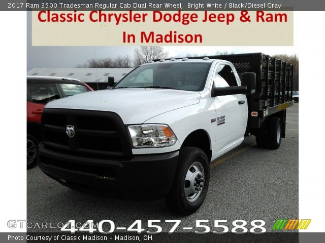 2017 Ram 3500 Tradesman Regular Cab Dual Rear Wheel in Bright White
