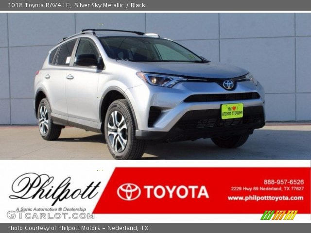 2018 Toyota RAV4 LE in Silver Sky Metallic