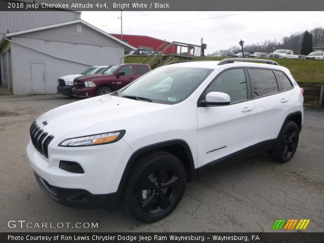 2018 Jeep Cherokee Altitude 4x4 in Bright White