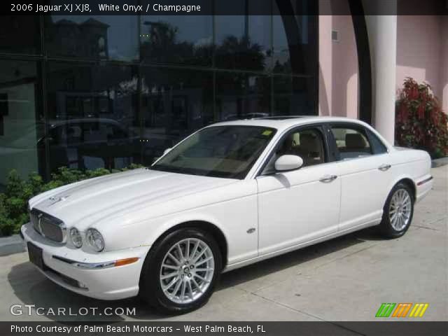 2006 Jaguar XJ XJ8 in White Onyx